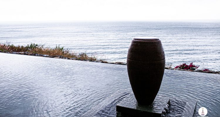 #HomeDecor #LuxuryLiving #GardenInspiration #WaterFountains #AtlantisPottery #LuxuryPottery #VietnamCeramics