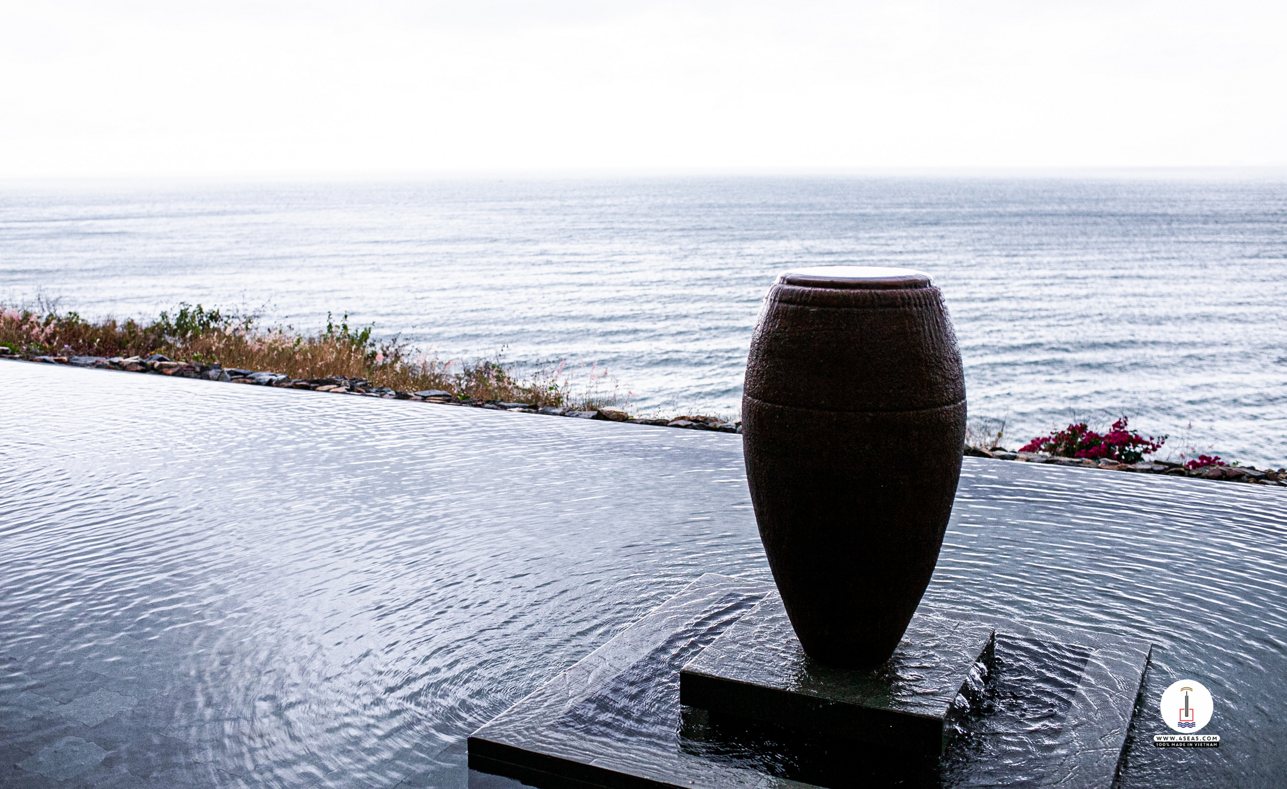 #HomeDecor #LuxuryLiving #GardenInspiration #WaterFountains #AtlantisPottery #LuxuryPottery #VietnamCeramics